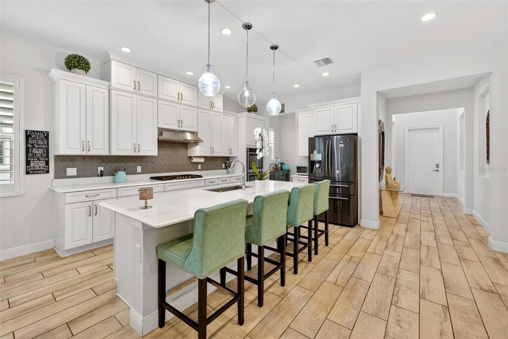 For Sale: $1,350,000 (5 beds, 4 baths, 4345 Square Feet)