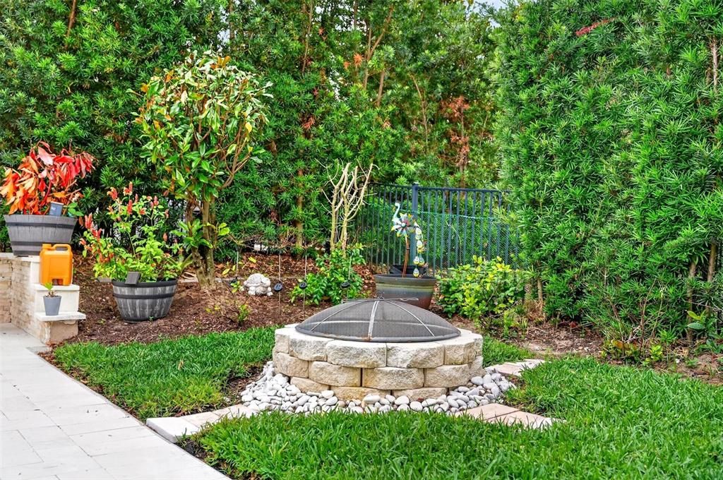 For Sale: $1,350,000 (5 beds, 4 baths, 4345 Square Feet)