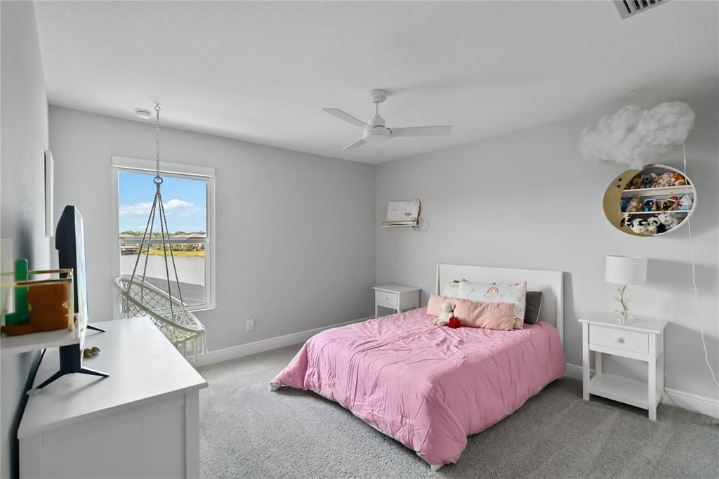 En Venta: $665,000 (4 camas, 3 baños, 3166 Pies cuadrados)