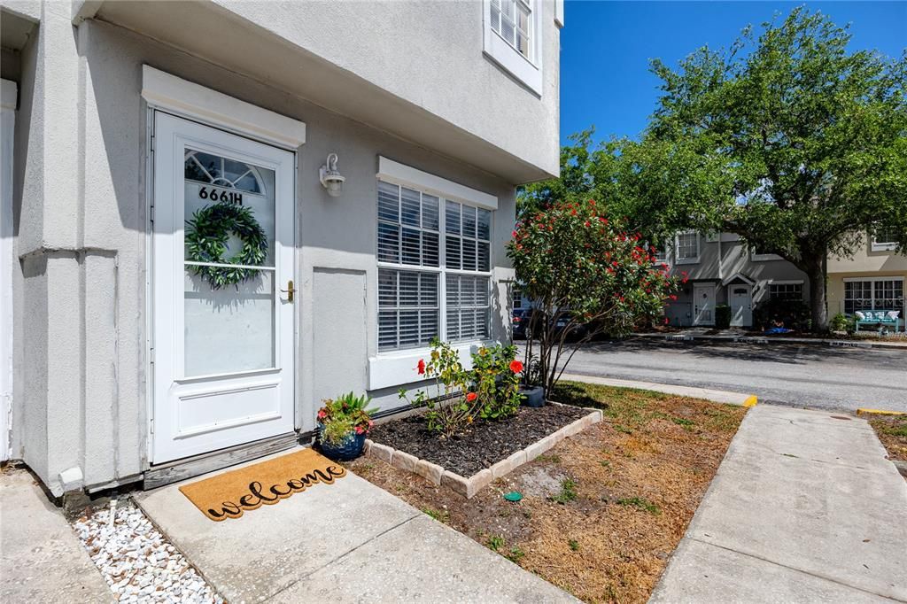 En Venta: $232,800 (3 camas, 2 baños, 1296 Pies cuadrados)