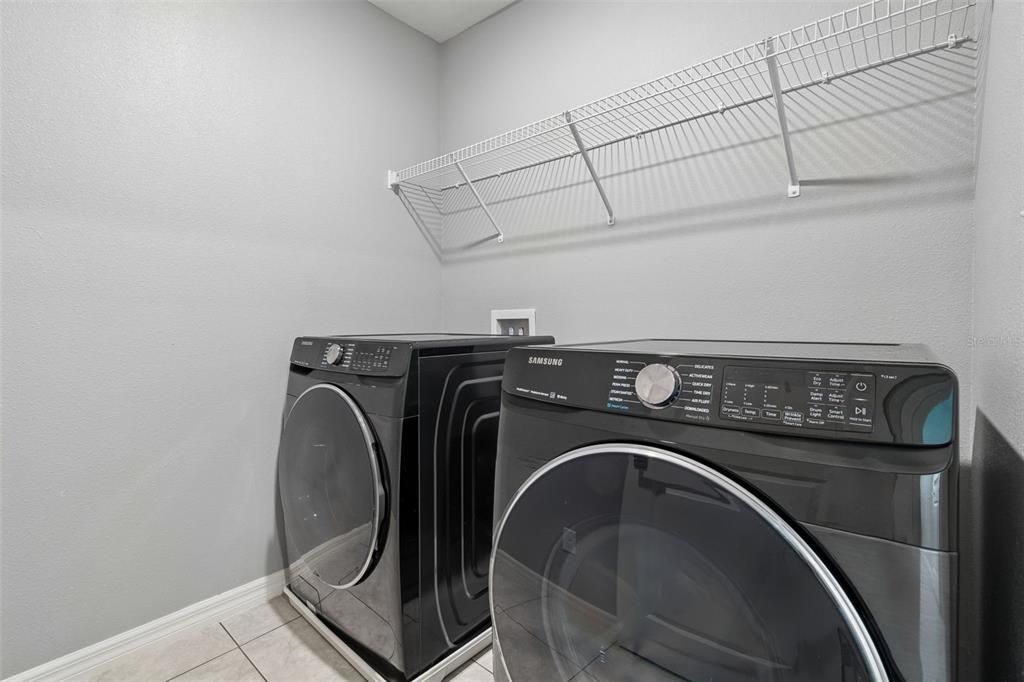 En Venta: $414,900 (3 camas, 2 baños, 2640 Pies cuadrados)