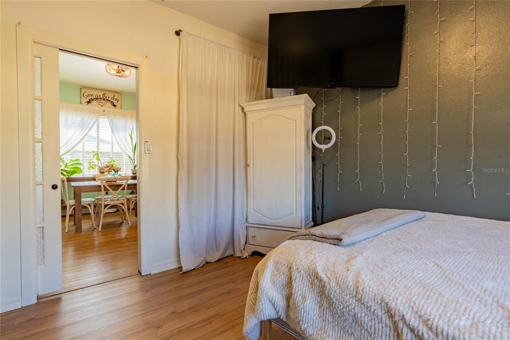 Activo con contrato: $290,000 (2 camas, 1 baños, 992 Pies cuadrados)