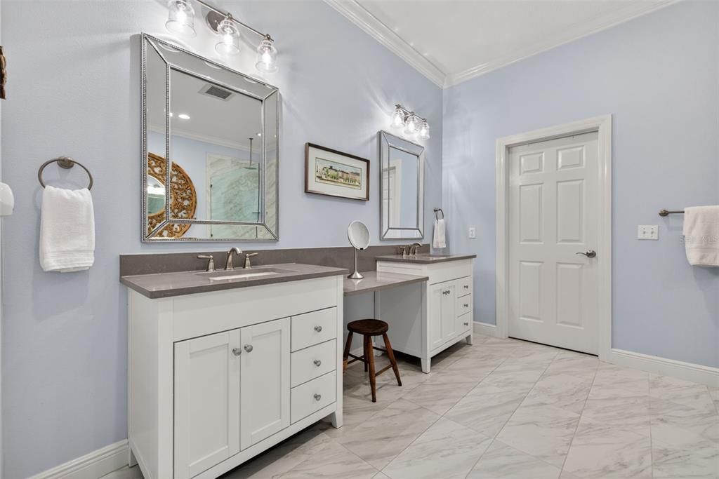 For Sale: $3,325,000 (6 beds, 4 baths, 5748 Square Feet)