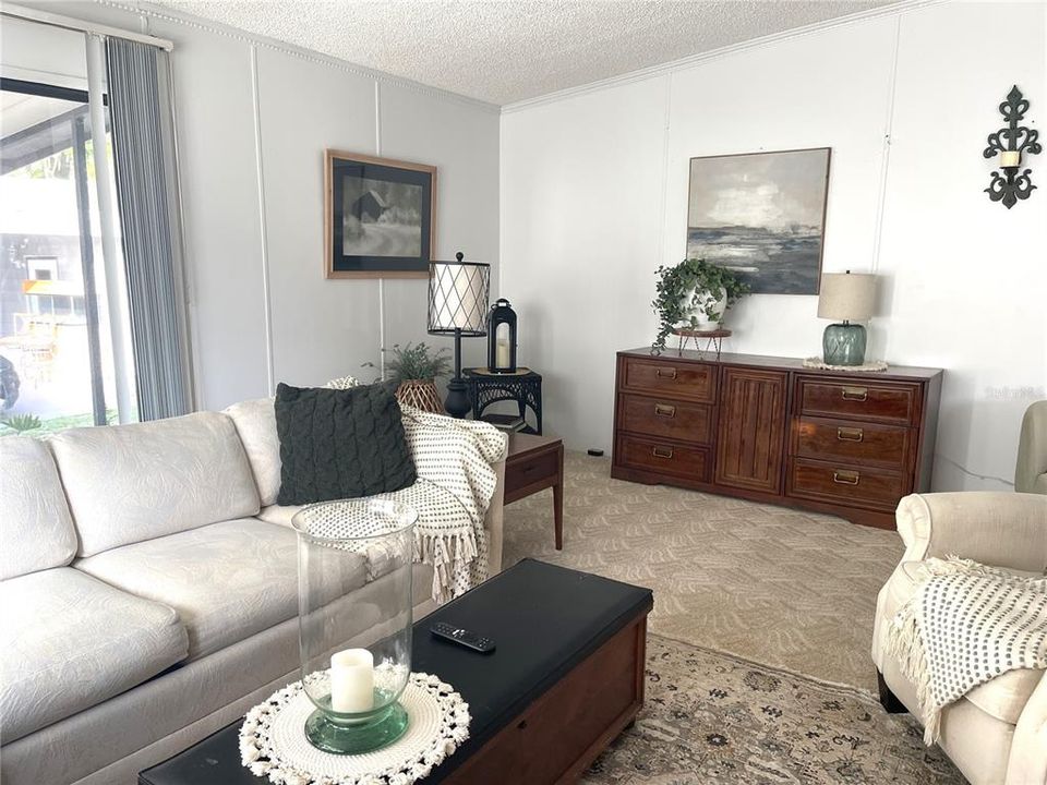En Venta: $129,900 (2 camas, 2 baños, 1144 Pies cuadrados)