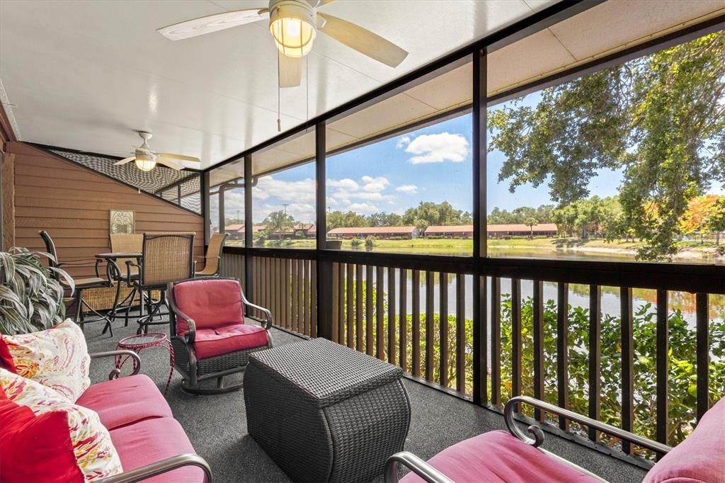 For Sale: $335,000 (2 beds, 2 baths, 1217 Square Feet)