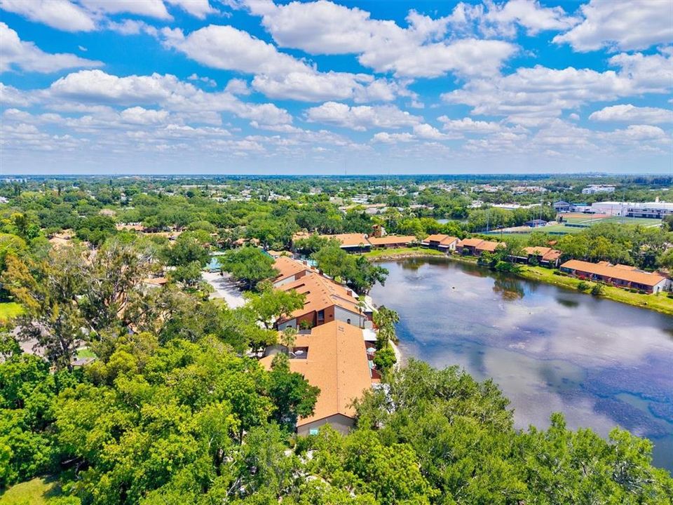 For Sale: $335,000 (2 beds, 2 baths, 1217 Square Feet)