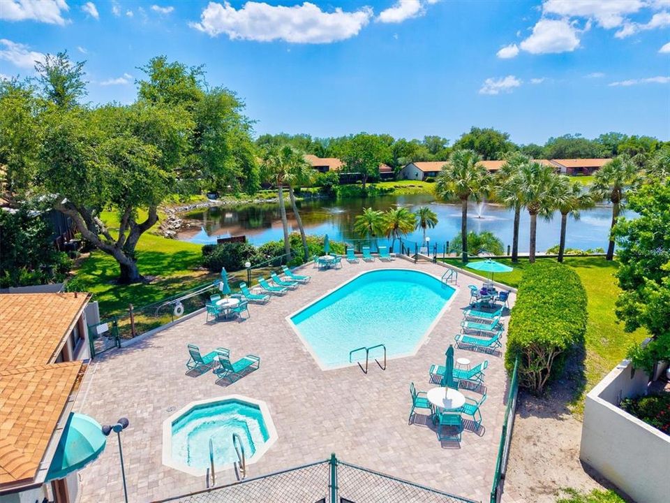For Sale: $335,000 (2 beds, 2 baths, 1217 Square Feet)
