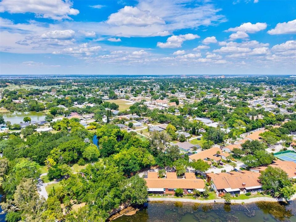 For Sale: $335,000 (2 beds, 2 baths, 1217 Square Feet)