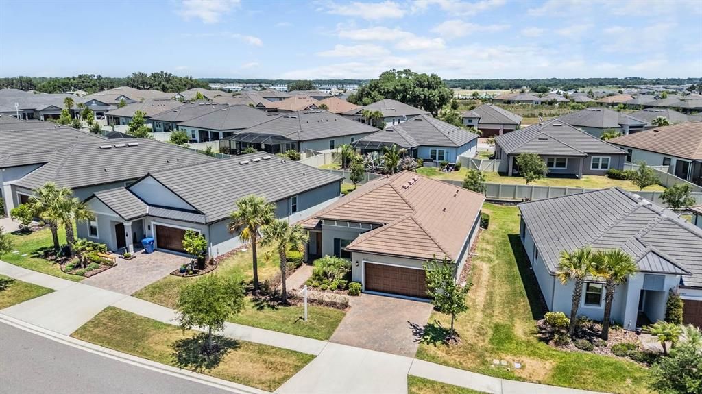 На продажу: $350,000 (2 спален, 2 ванн, 1770 Квадратных фут)