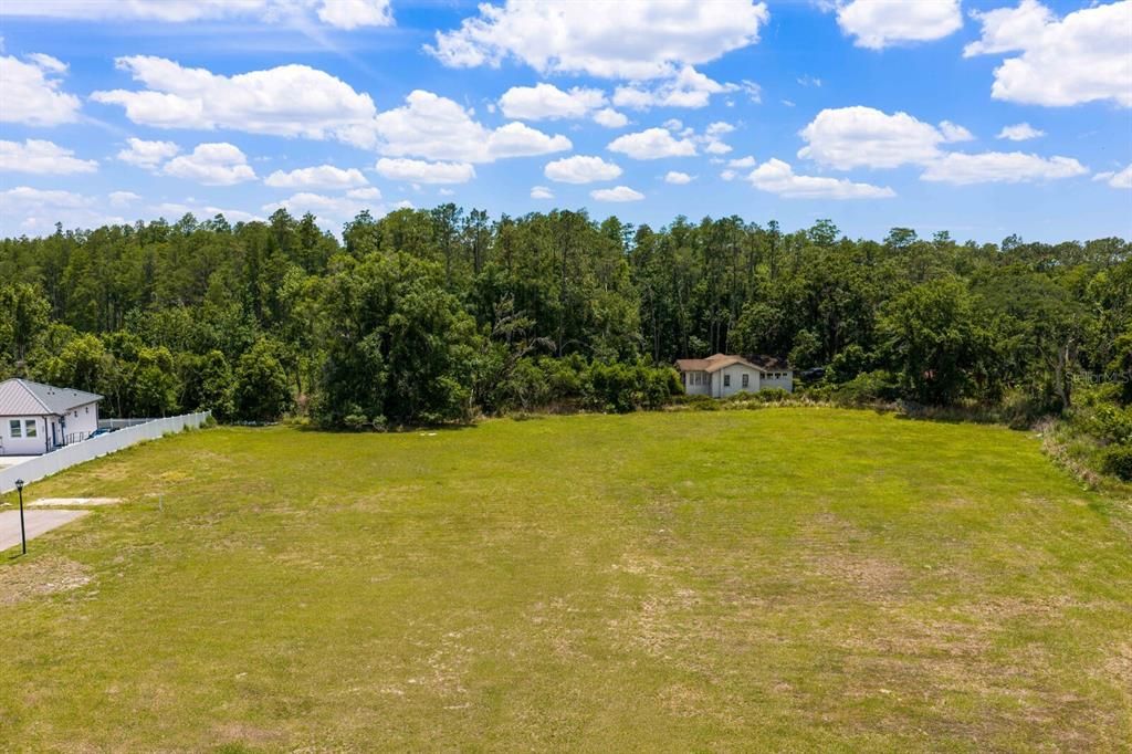 Под контрактом: $389,000 (1.09 acres)