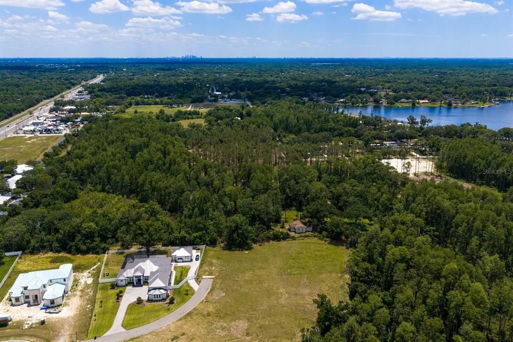 Под контрактом: $389,000 (1.09 acres)