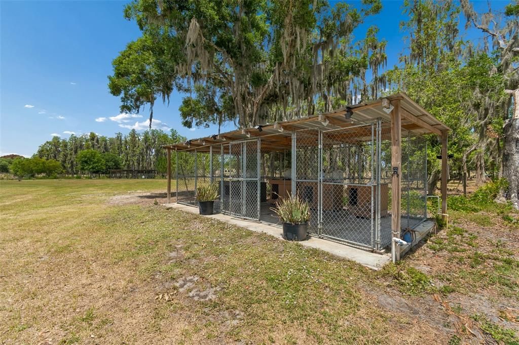 En Venta: $998,000 (3 camas, 2 baños, 2116 Pies cuadrados)