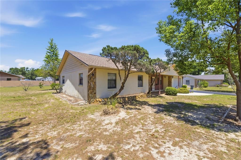 En Venta: $259,000 (3 camas, 2 baños, 1770 Pies cuadrados)