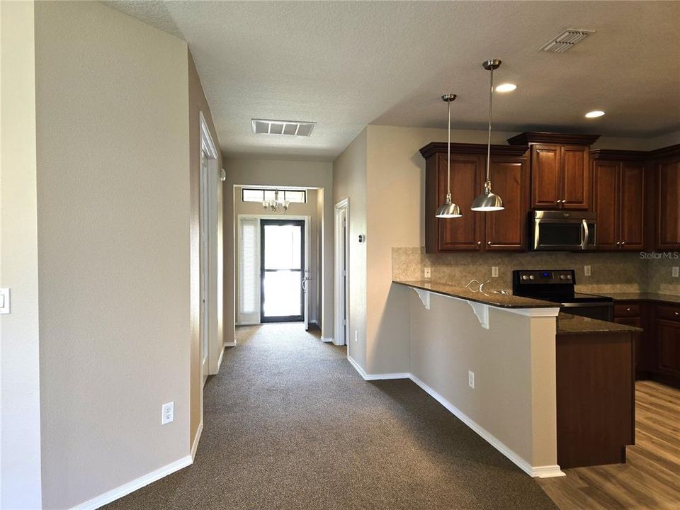 For Rent: $2,400 (2 beds, 2 baths, 1523 Square Feet)