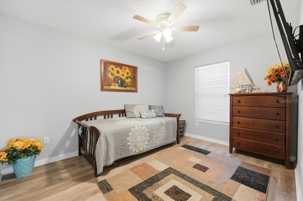 For Sale: $575,000 (4 beds, 2 baths, 2278 Square Feet)