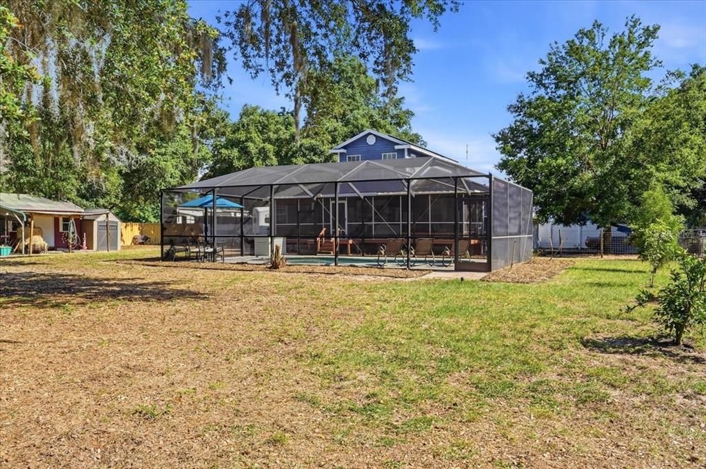 For Sale: $575,000 (4 beds, 2 baths, 2278 Square Feet)