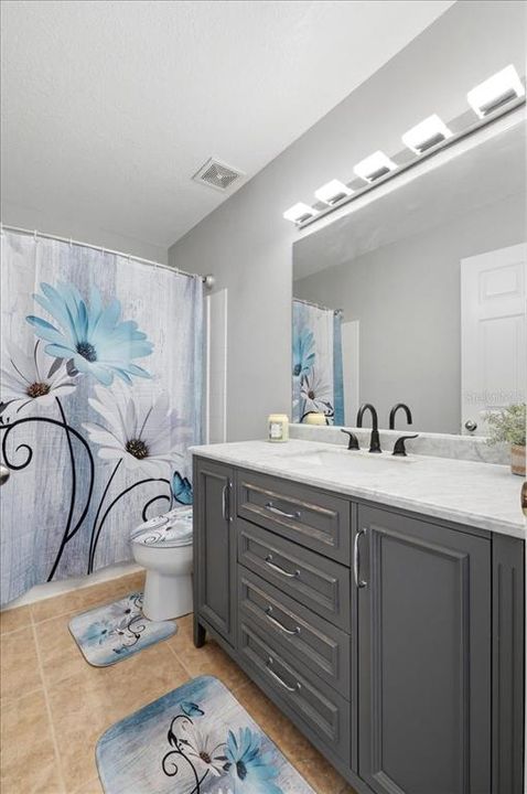 For Sale: $575,000 (4 beds, 2 baths, 2278 Square Feet)