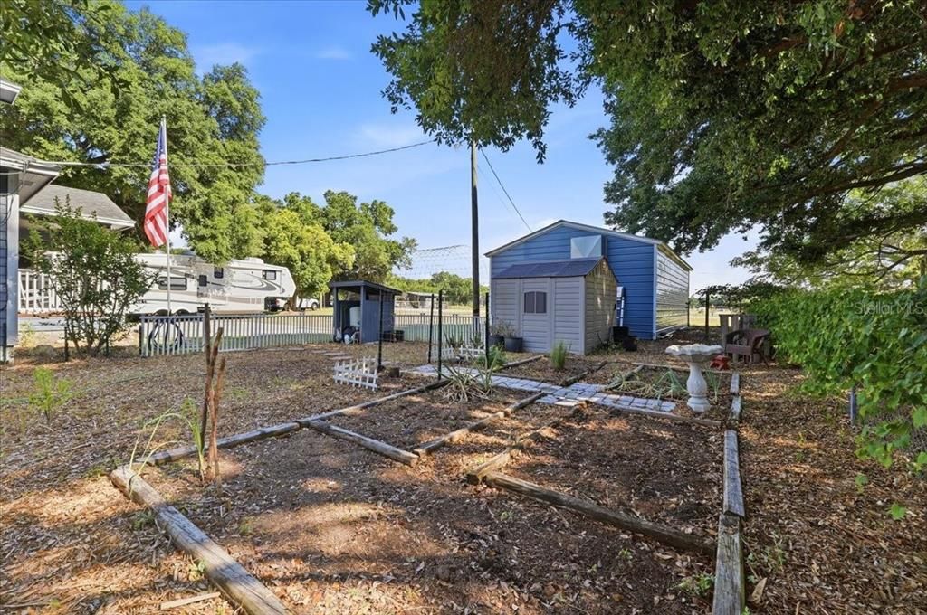 For Sale: $575,000 (4 beds, 2 baths, 2278 Square Feet)