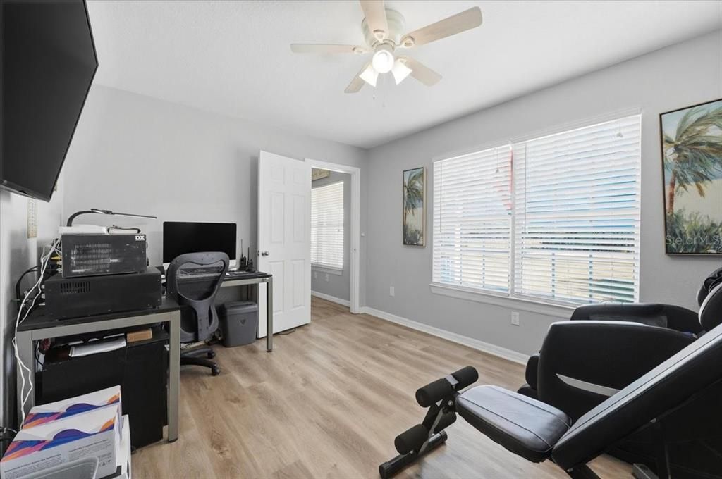 For Sale: $575,000 (4 beds, 2 baths, 2278 Square Feet)