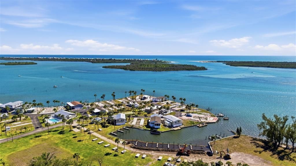 待售: $80,000 (0.08 acres)