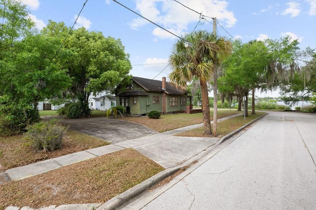 For Sale: $4,200,000 (0.34 acres)