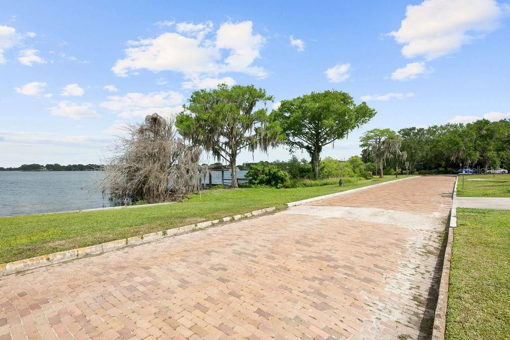 For Sale: $4,200,000 (0.34 acres)