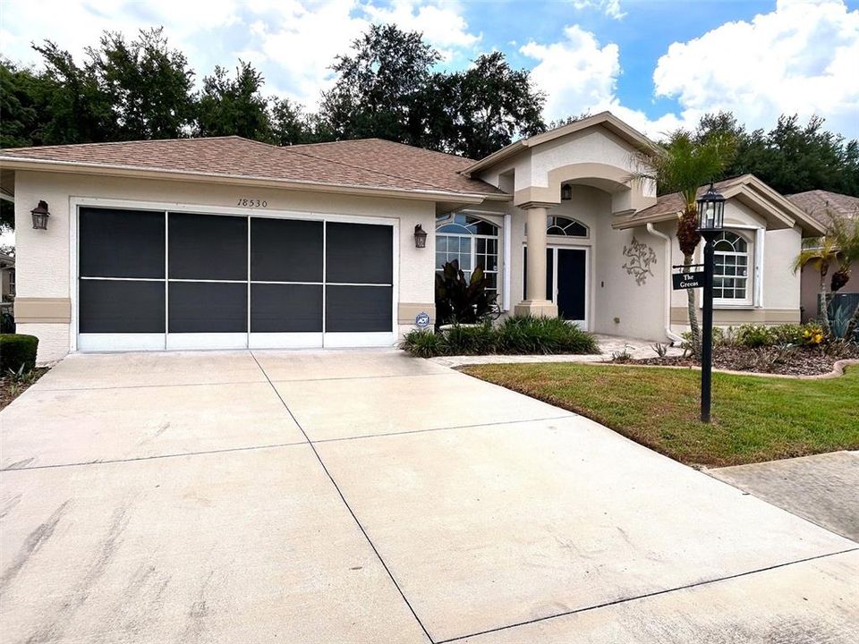 For Sale: $399,000 (3 beds, 2 baths, 1929 Square Feet)