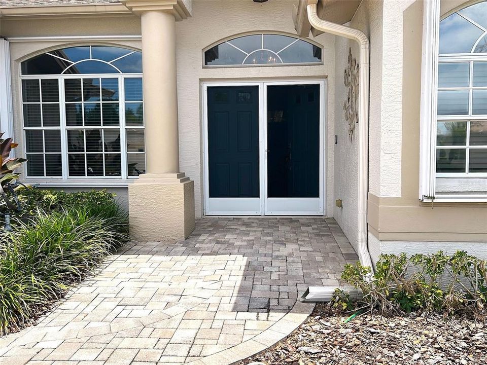 For Sale: $399,000 (3 beds, 2 baths, 1929 Square Feet)