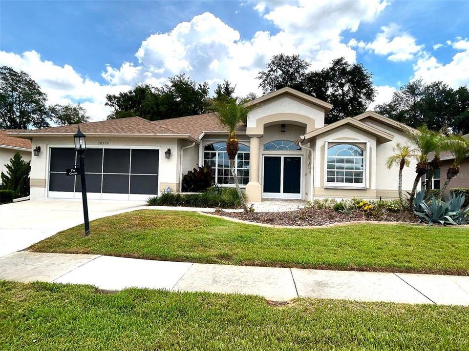 For Sale: $399,000 (3 beds, 2 baths, 1929 Square Feet)
