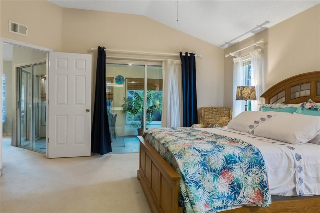 For Rent: $2,100 (3 beds, 2 baths, 1430 Square Feet)