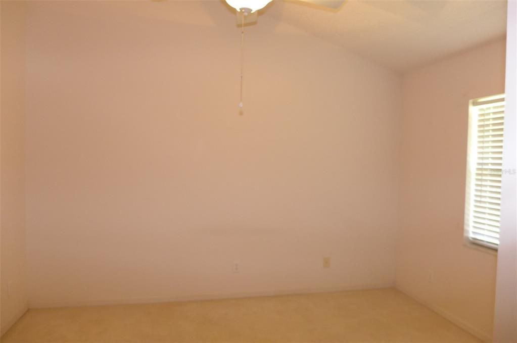 For Rent: $2,000 (3 beds, 2 baths, 1430 Square Feet)