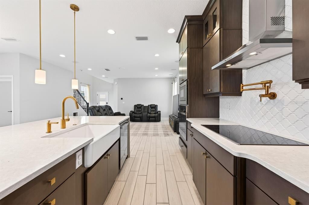 En Venta: $499,000 (4 camas, 3 baños, 2889 Pies cuadrados)