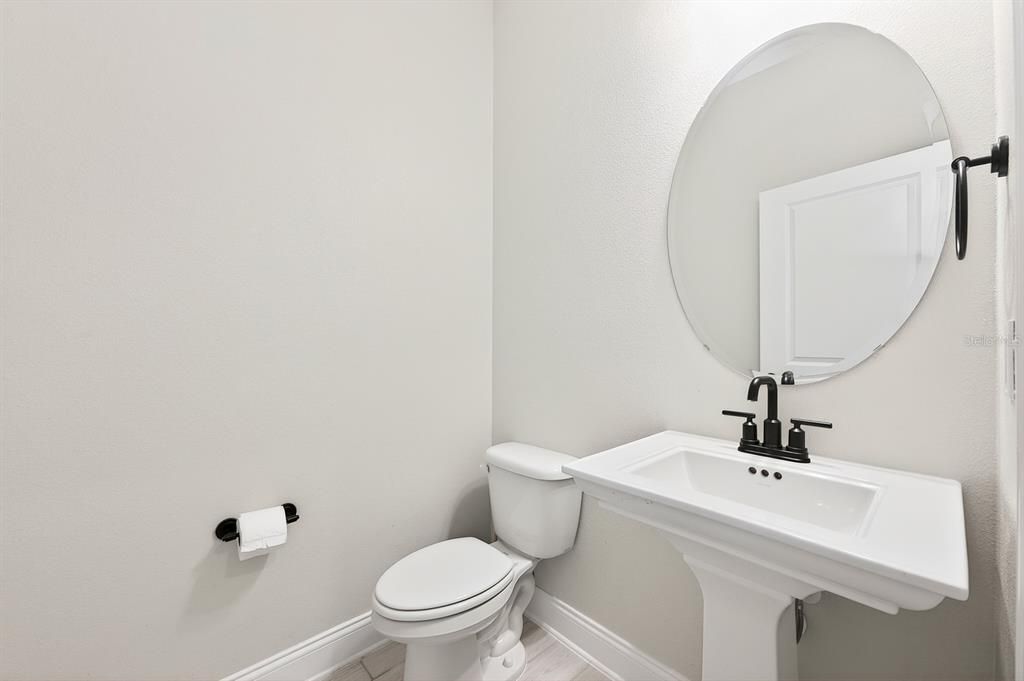 En Venta: $499,000 (4 camas, 3 baños, 2889 Pies cuadrados)