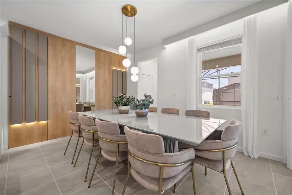 En Venta: $899,900 (8 camas, 4 baños, 2987 Pies cuadrados)
