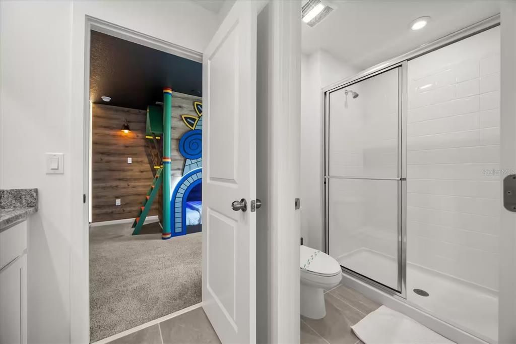 En Venta: $899,900 (8 camas, 4 baños, 2987 Pies cuadrados)