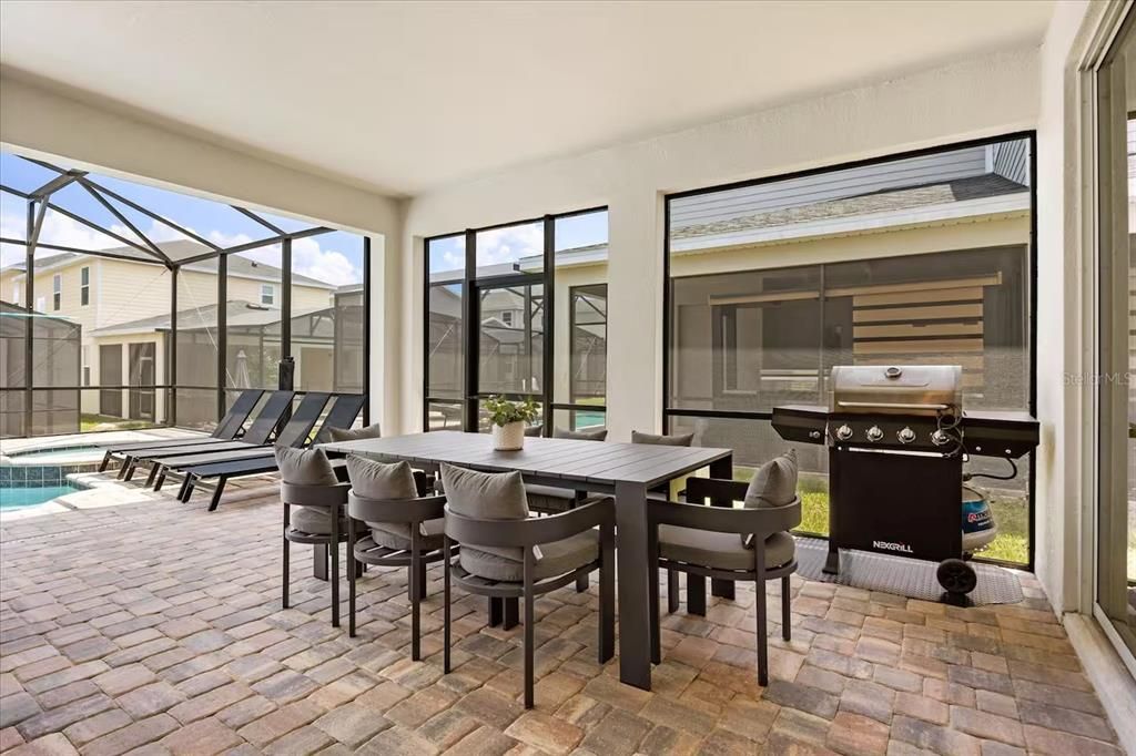En Venta: $899,900 (8 camas, 4 baños, 2987 Pies cuadrados)