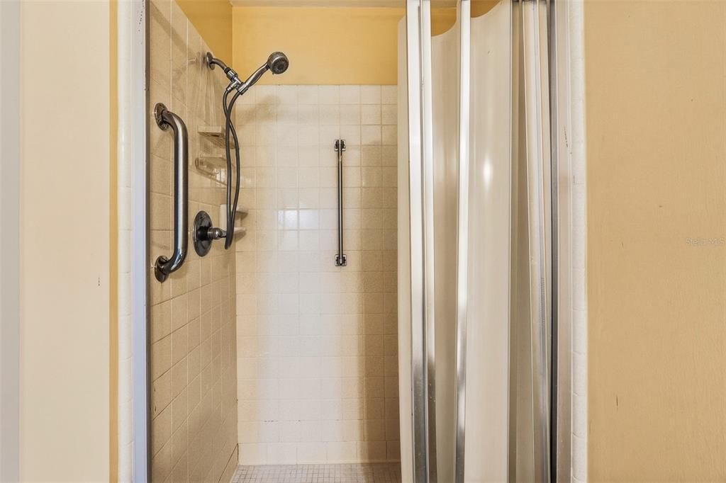 For Sale: $245,000 (2 beds, 2 baths, 1756 Square Feet)