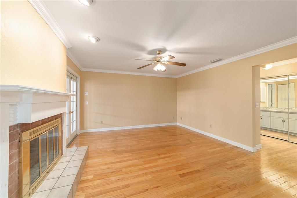 For Sale: $265,000 (3 beds, 2 baths, 1778 Square Feet)