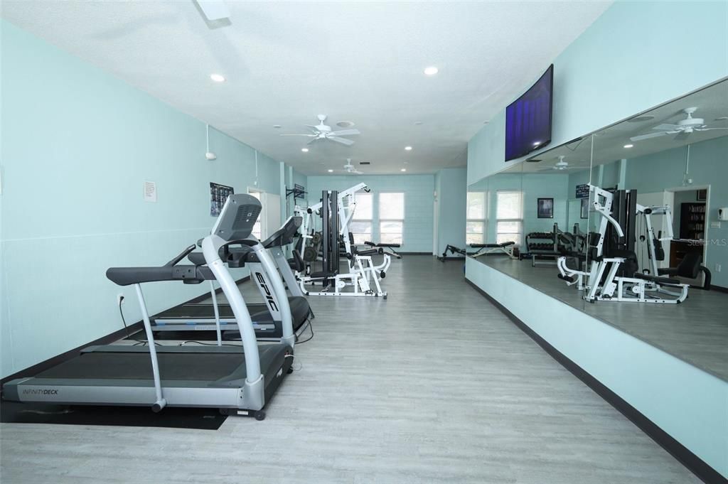 For Sale: $325,000 (2 beds, 2 baths, 1296 Square Feet)