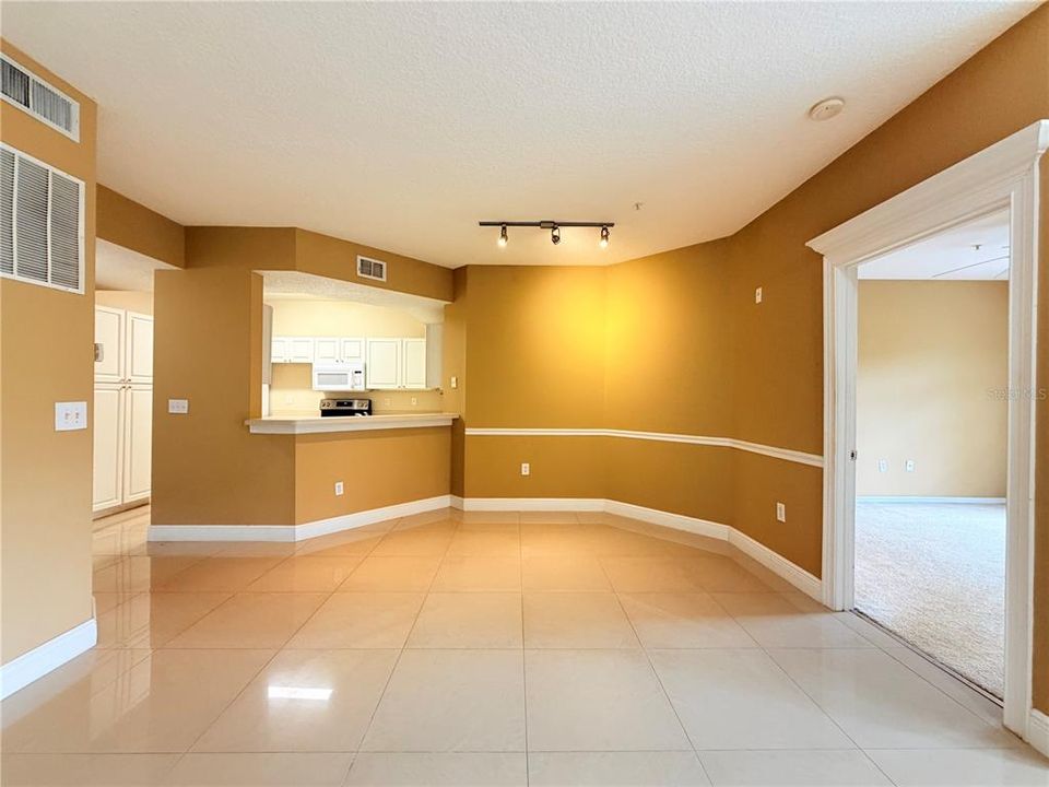 En Venta: $158,000 (3 camas, 2 baños, 1279 Pies cuadrados)