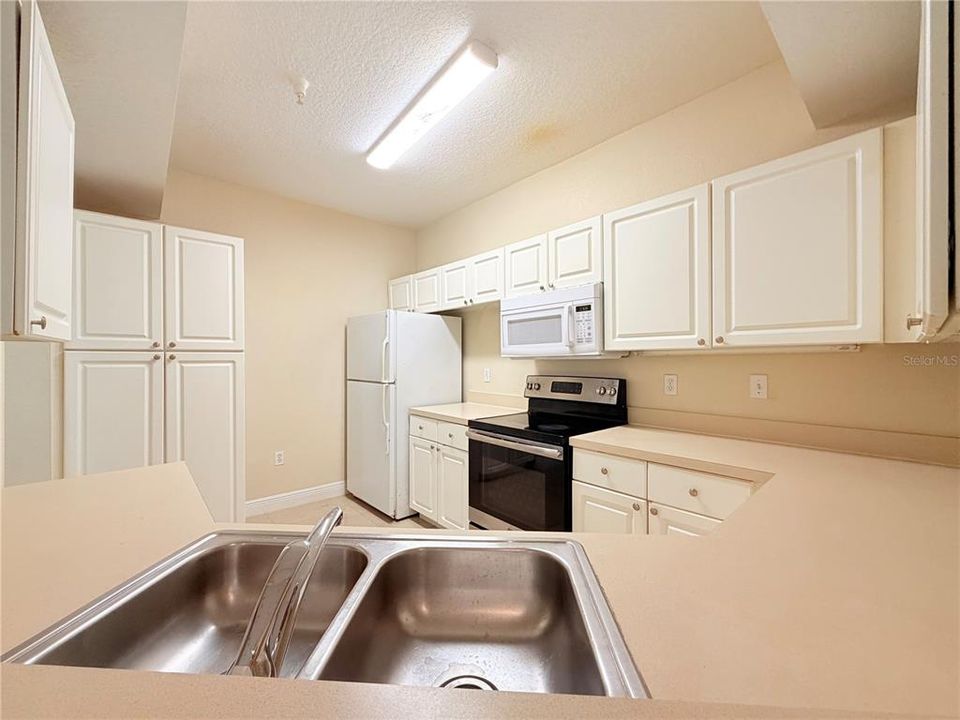 En Venta: $158,000 (3 camas, 2 baños, 1279 Pies cuadrados)