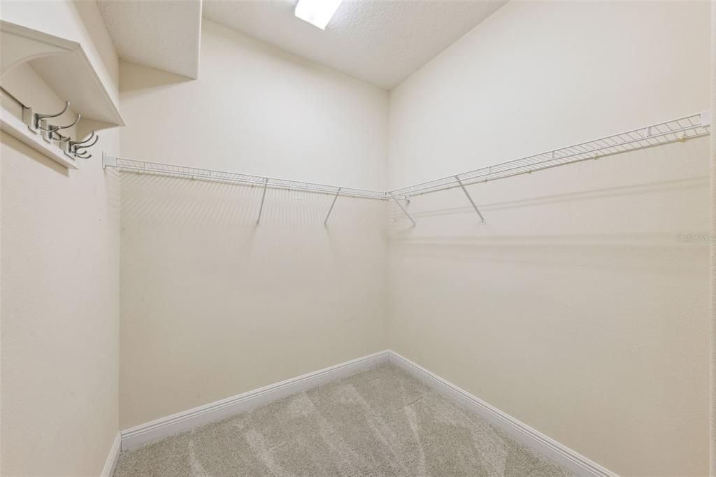 For Sale: $735,000 (4 beds, 3 baths, 2768 Square Feet)