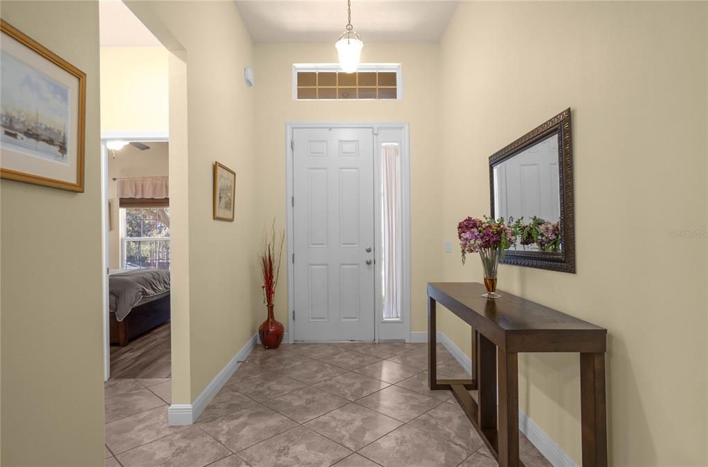 For Sale: $325,000 (3 beds, 2 baths, 1952 Square Feet)