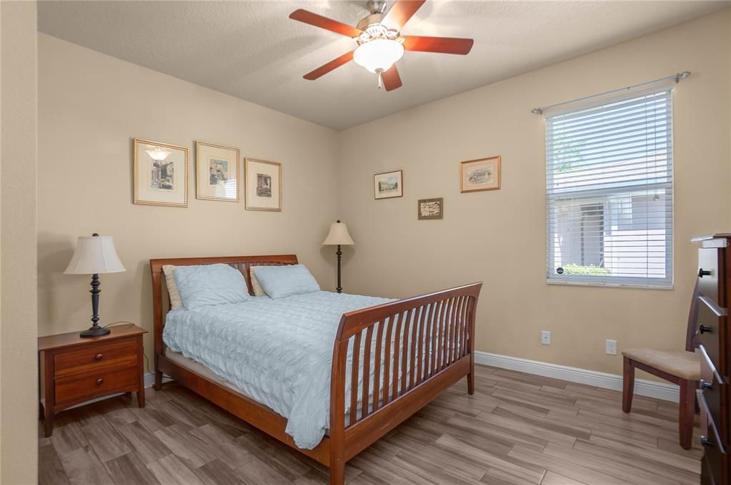 For Sale: $325,000 (3 beds, 2 baths, 1952 Square Feet)