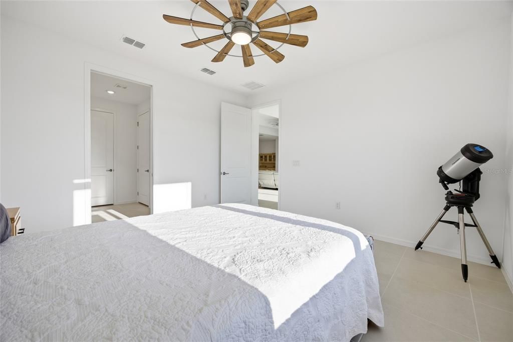 En Venta: $475,000 (2 camas, 2 baños, 2261 Pies cuadrados)