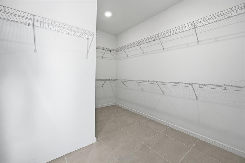 En Venta: $475,000 (2 camas, 2 baños, 2261 Pies cuadrados)