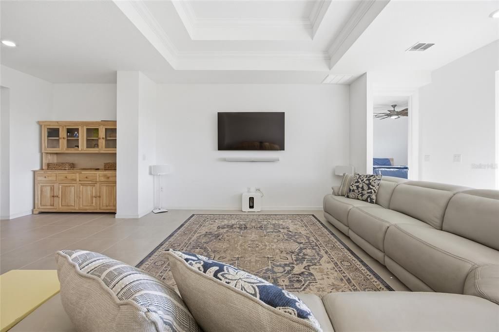 En Venta: $475,000 (2 camas, 2 baños, 2261 Pies cuadrados)