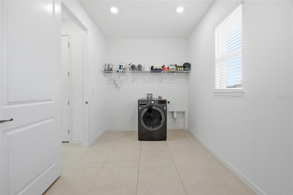 En Venta: $475,000 (2 camas, 2 baños, 2261 Pies cuadrados)