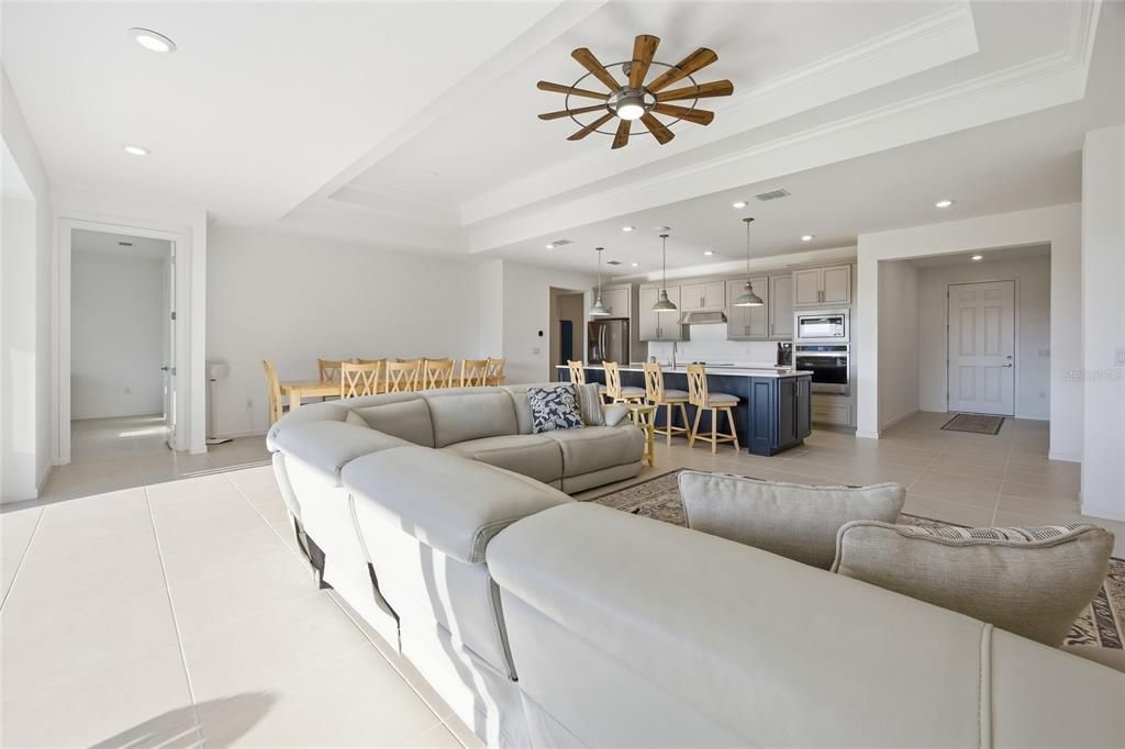 En Venta: $475,000 (2 camas, 2 baños, 2261 Pies cuadrados)
