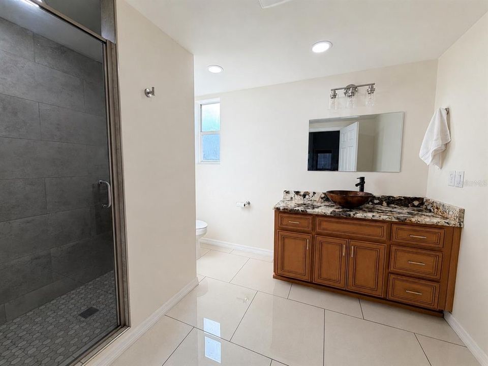 En Venta: $1,295,000 (5 camas, 5 baños, 4156 Pies cuadrados)